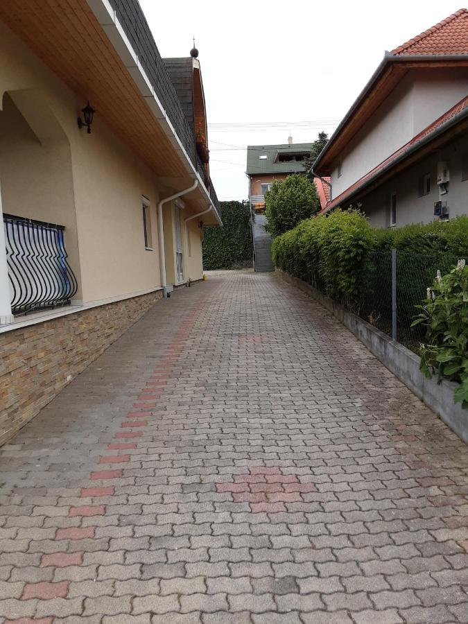 Jozefin Apartman Hévíz Esterno foto